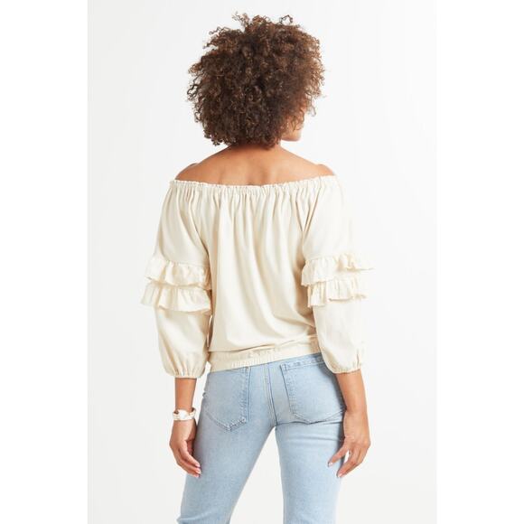 Evereve Cory Knit Ruffle Off the Shoulder‎ Top Cream Small - Picture 3 of 9